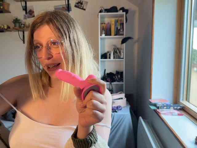 GoddAssTeti webcam