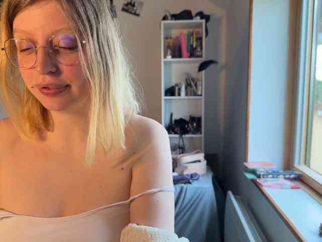 GoddAssTeti webcam