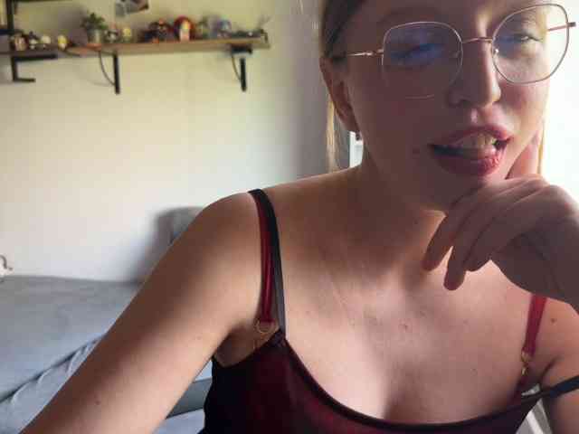 GoddAssTeti webcam