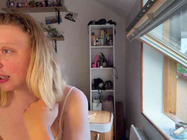 GoddAssTeti webcam