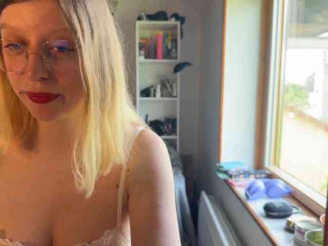 GoddAssTeti webcam