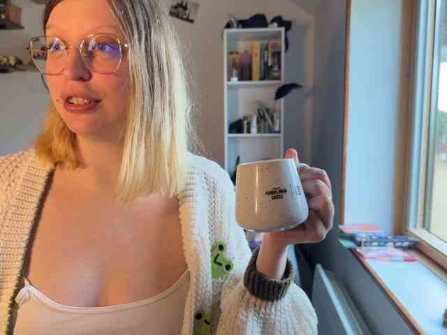 GoddAssTeti webcam