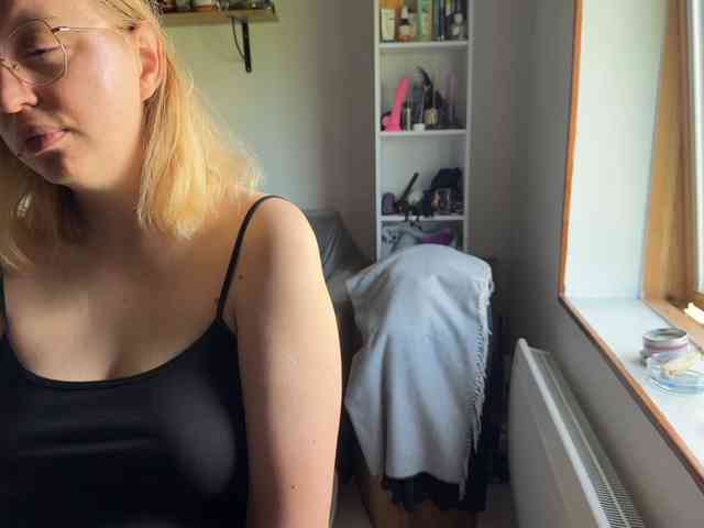 GoddAssTeti webcam