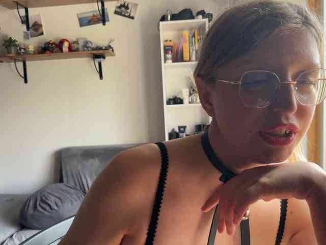 GoddAssTeti webcam