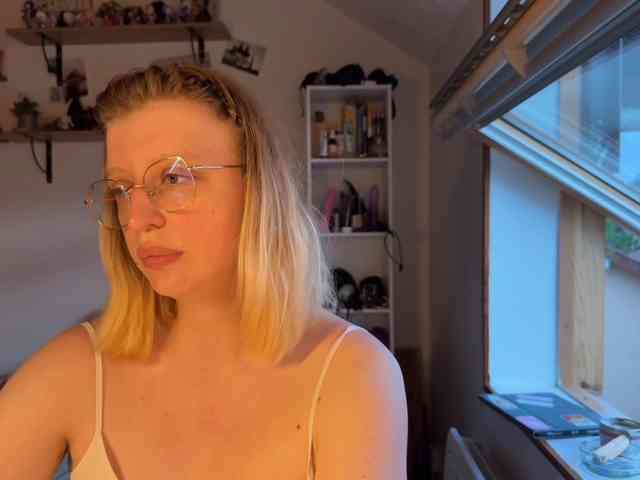 GoddAssTeti webcam