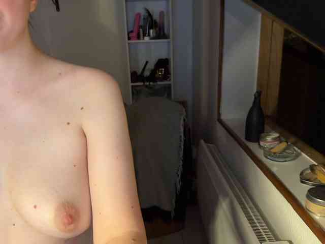 GoddAssTeti webcam