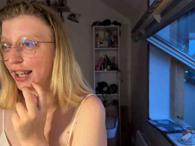 GoddAssTeti webcam