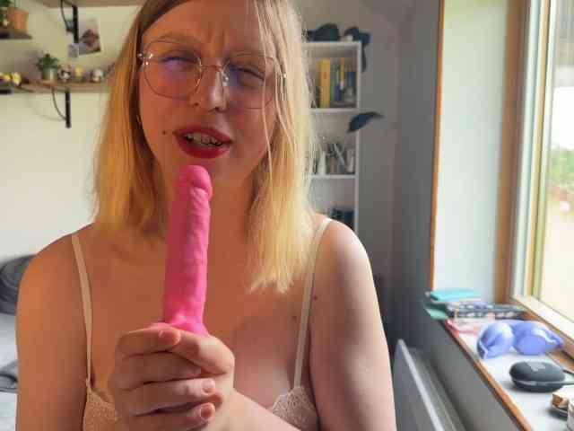 GoddAssTeti webcam