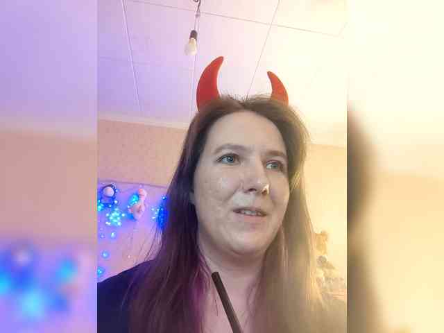 MariaLittleDevil webcam