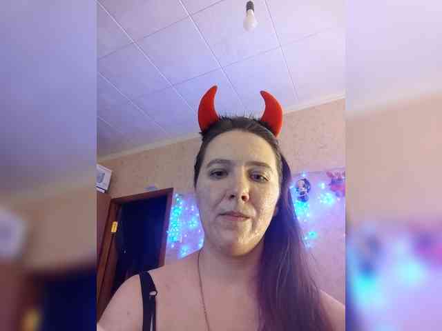 MariaLittleDevil webcam