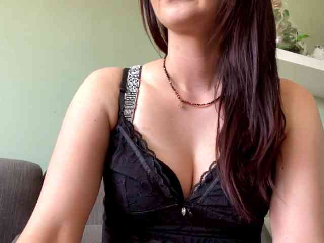 ChloeBeauty Live Webcam on BongaCams