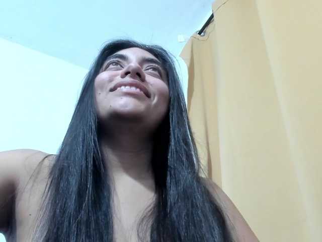 emily118 live cam on BongaCams