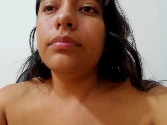 emily118 live cam on BongaCams