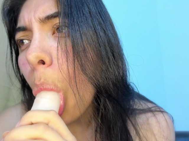 emily118 live cam preview