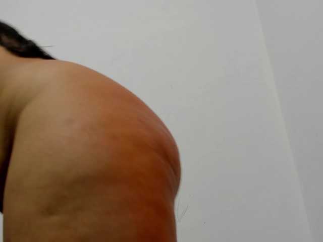 emily118 live cam on BongaCams