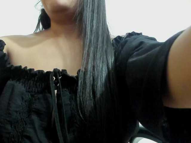 emily118 live cam on BongaCams