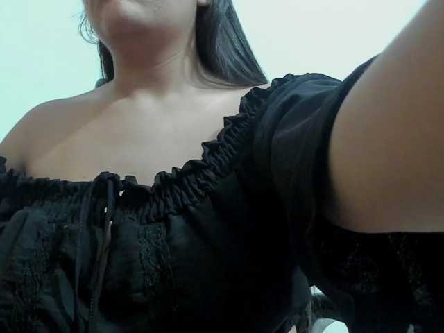 emily118 live cam on BongaCams