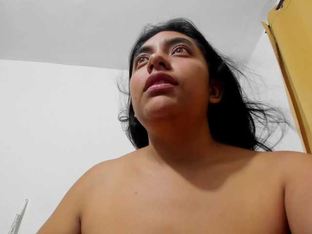 emily118 live cam on BongaCams