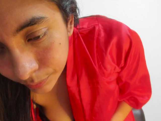emily118, en vivo ahora en BongaCams