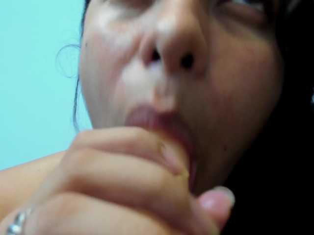 emily118 live cam on BongaCams