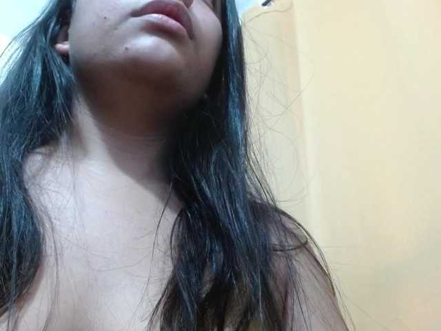 emily118 live cam on BongaCams