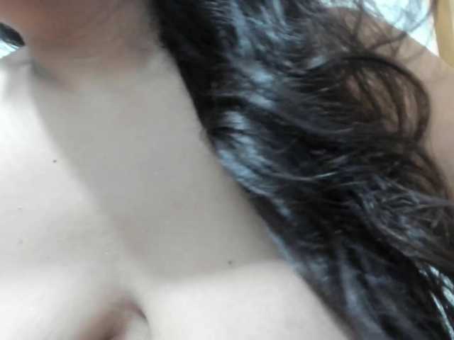 emily118 live cam on BongaCams