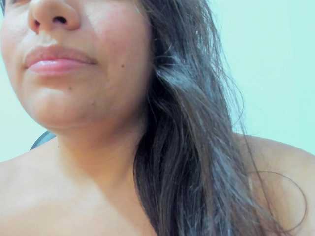 emily118 live cam on BongaCams