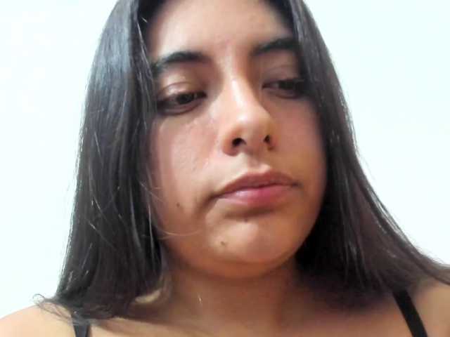 emily118 live cam on BongaCams