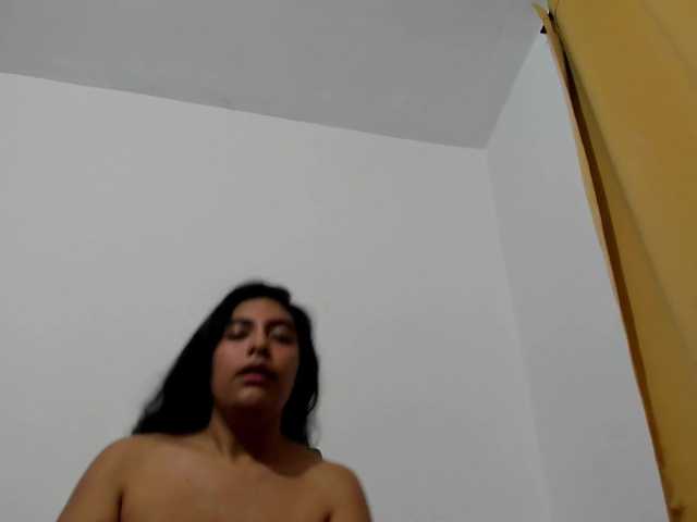 emily118 live webcam show