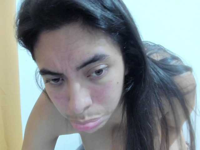 emily118 live cam on BongaCams