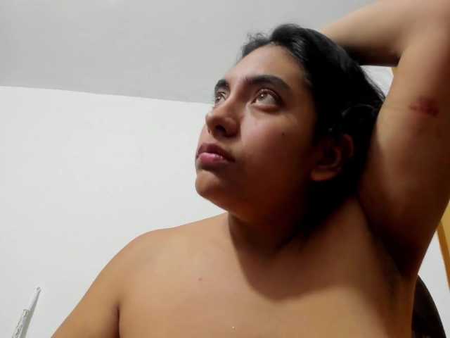 emily118 live cam on BongaCams