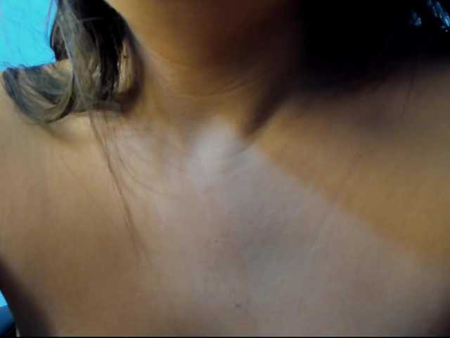 emily118 live webcam show