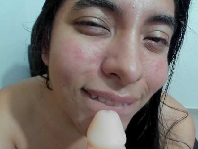 emily118 live cam on BongaCams