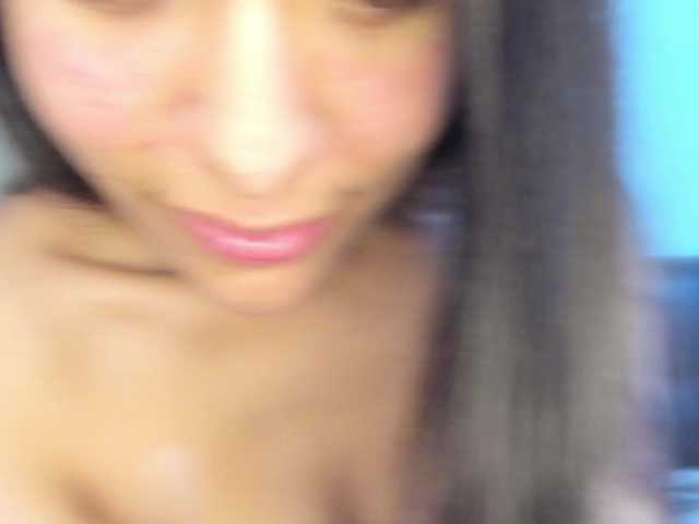 emily118 live cam on BongaCams