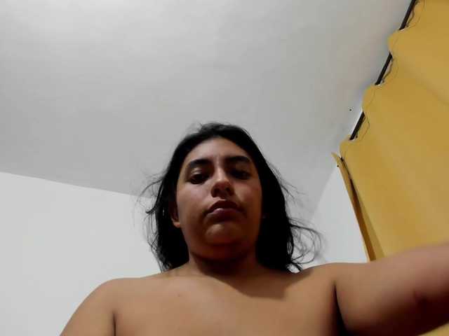 emily118 live cam on BongaCams
