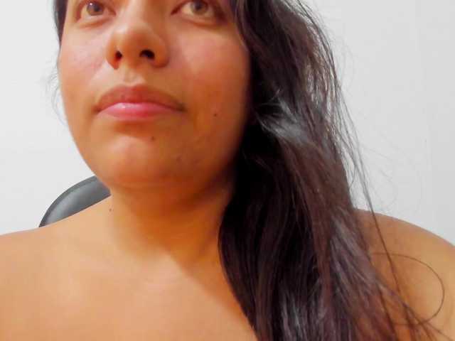 emily118 live cam preview