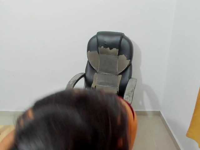 le modèle emily118 est en webcam porno dans un show sur le site bongacams, il possède les tags suivants: Latino/Hispanic,Brunette,Trimmed