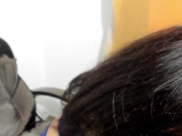emily118 live cam on BongaCams