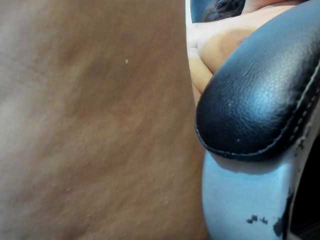 emily118 live cam on BongaCams