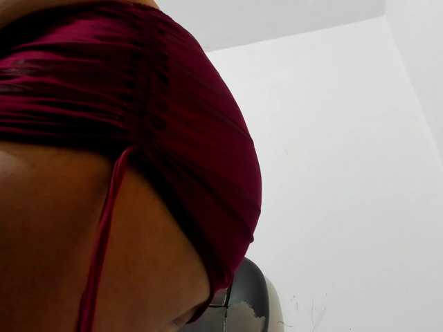 emily118 Live Cam pe BongaCams