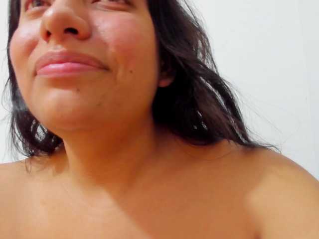 emily118 live cam on BongaCams