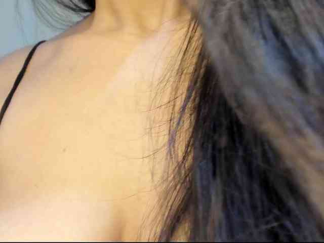 emily118 Live Webcam on BongaCams