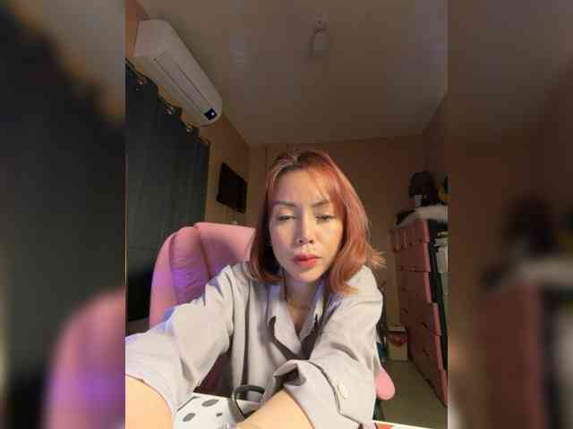 モデル: luxeglamor