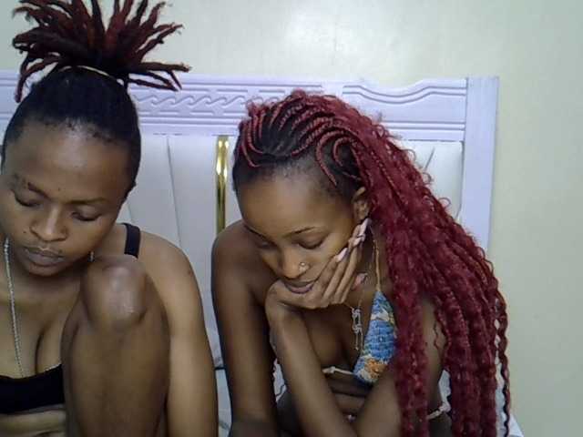CozyCoupleVibes live cam on BongaCams