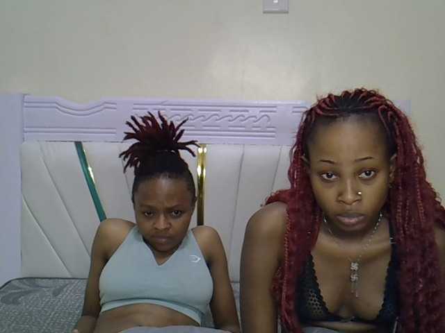CozyCoupleVibes live cam on BongaCams