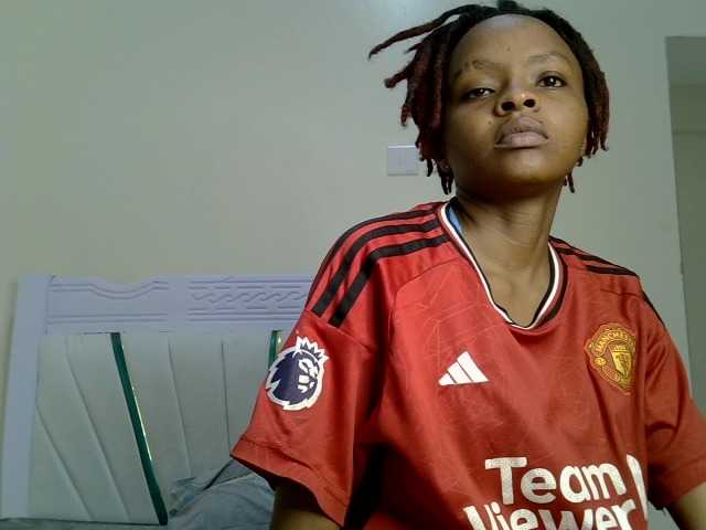 CozyCoupleVibes live cam on BongaCams