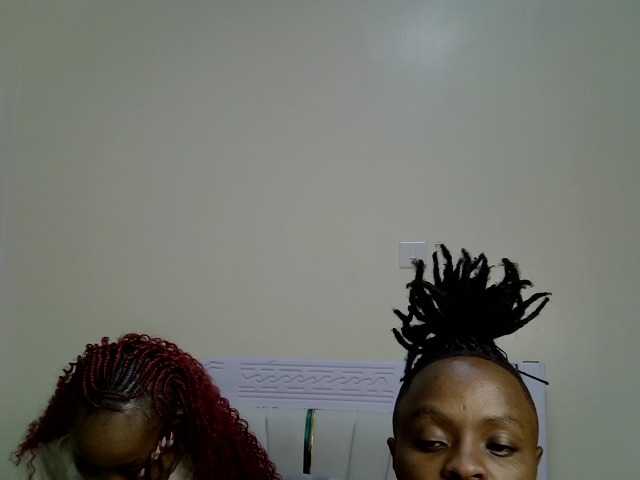 CozyCoupleVibes live cam on BongaCams