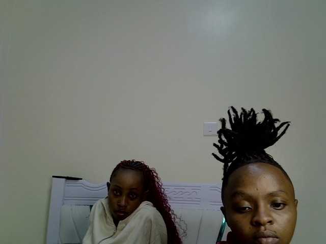 CozyCoupleVibes live cam on BongaCams