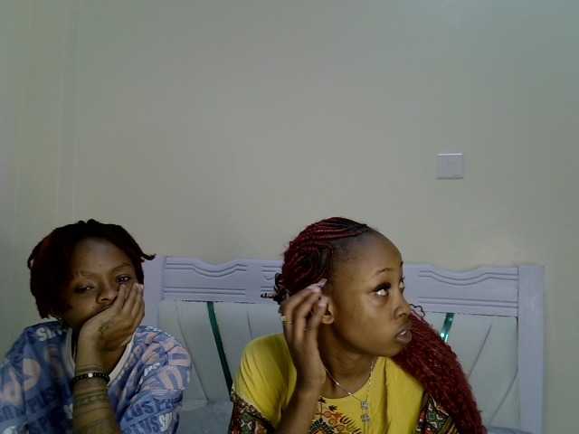 CozyCoupleVibes live cam on BongaCams