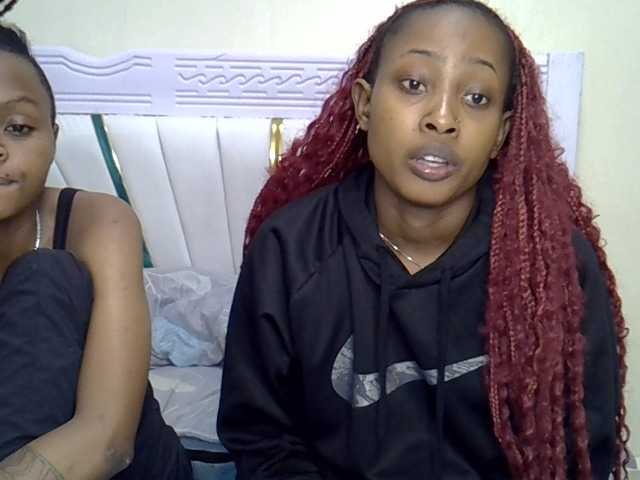 CozyCoupleVibes live cam on BongaCams